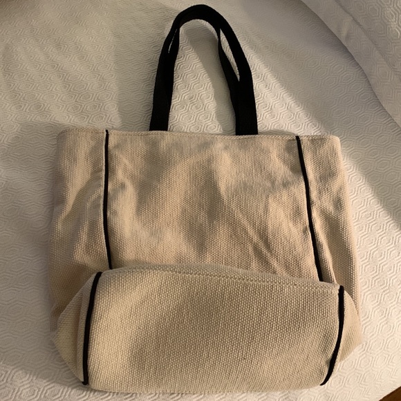 Embellished Shell Canvas Shoulder Tote - Picture 6 of 13